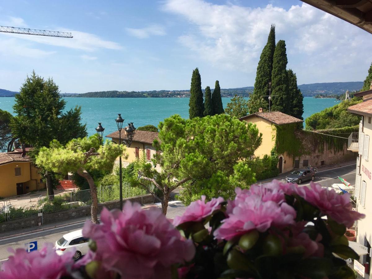 Taverna Affittacamere Gardone Riviera Bagian luar foto