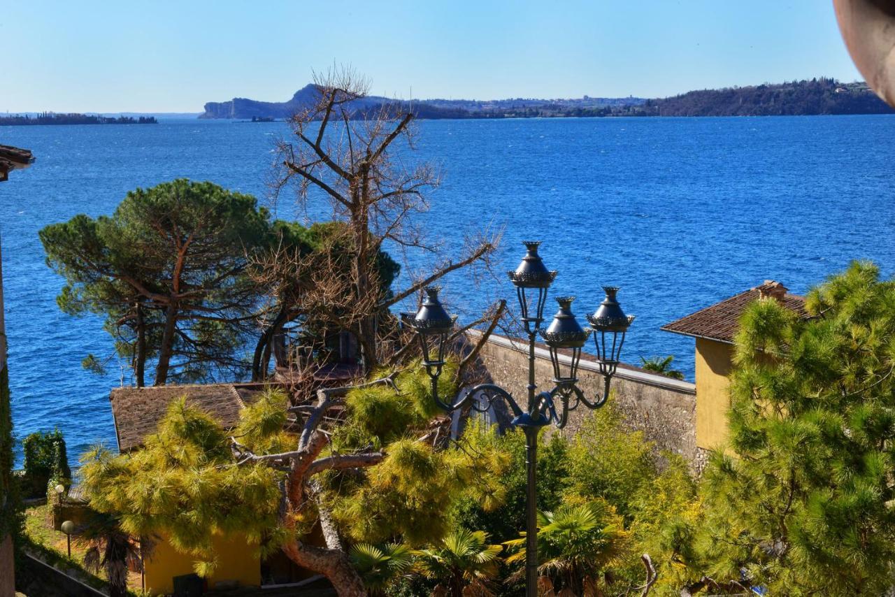 Taverna Affittacamere Gardone Riviera Bagian luar foto