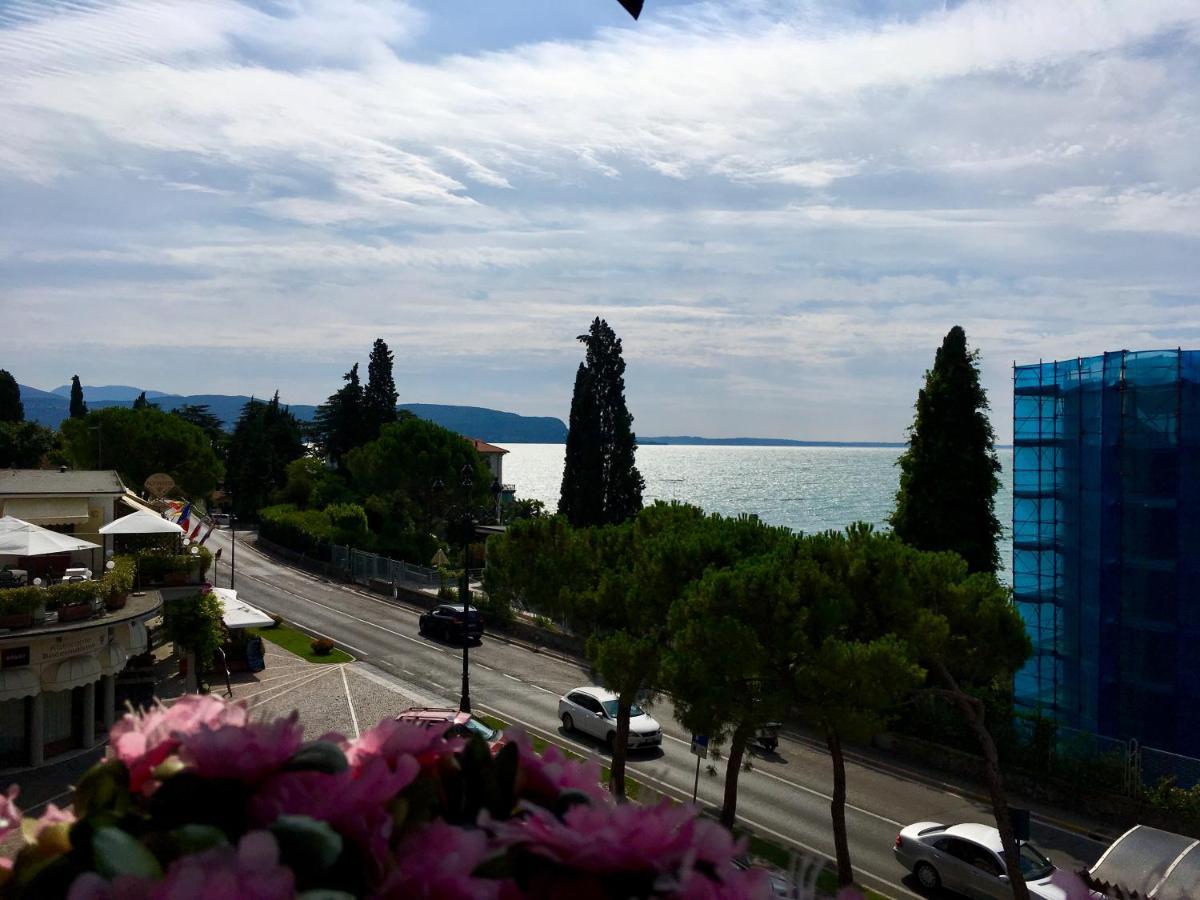Taverna Affittacamere Gardone Riviera Bagian luar foto