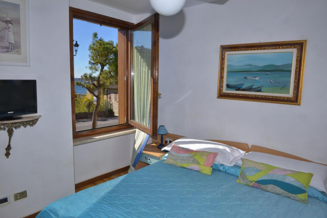 Taverna Affittacamere Gardone Riviera Bagian luar foto