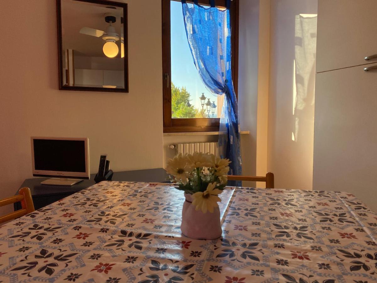 Taverna Affittacamere Gardone Riviera Bagian luar foto