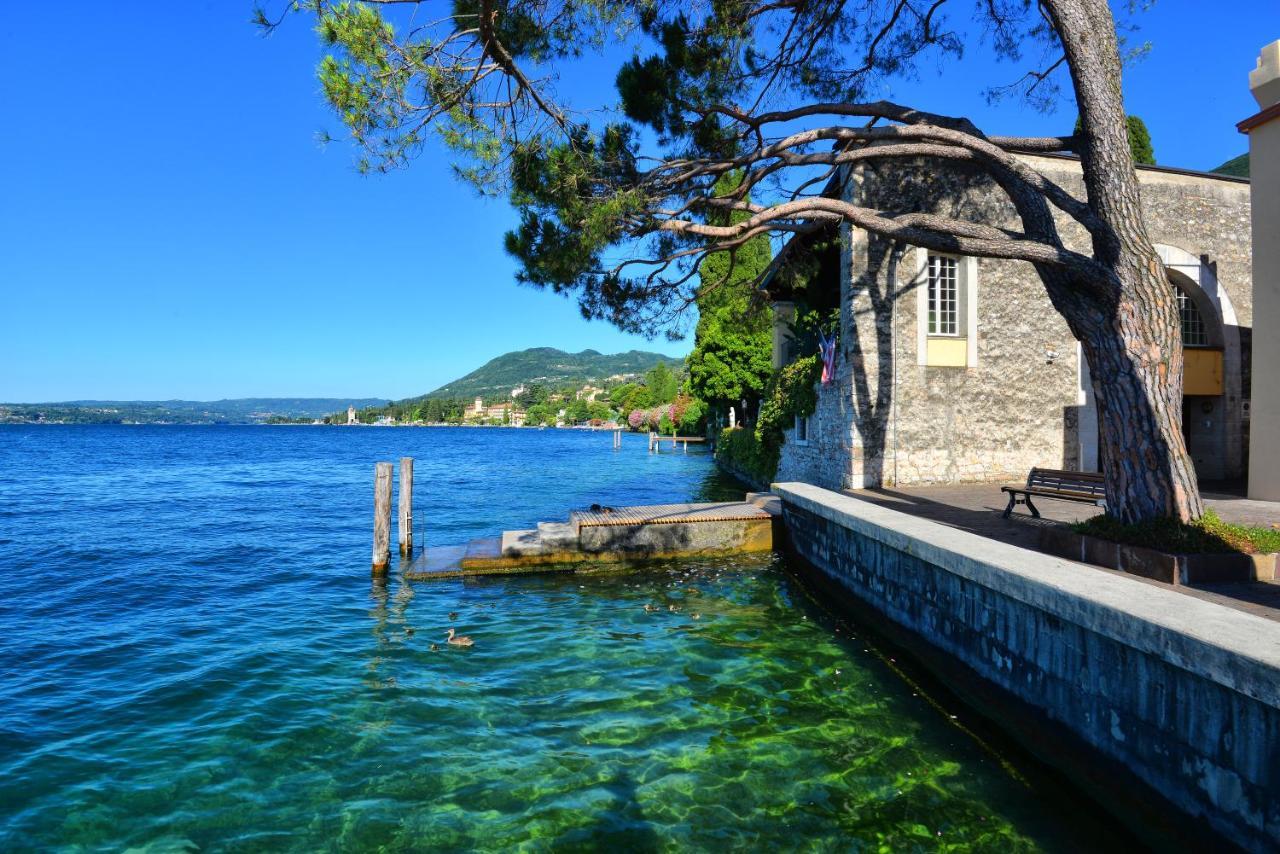 Taverna Affittacamere Gardone Riviera Bagian luar foto
