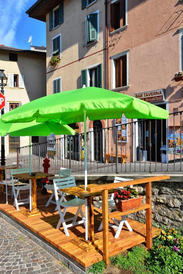 Taverna Affittacamere Gardone Riviera Bagian luar foto