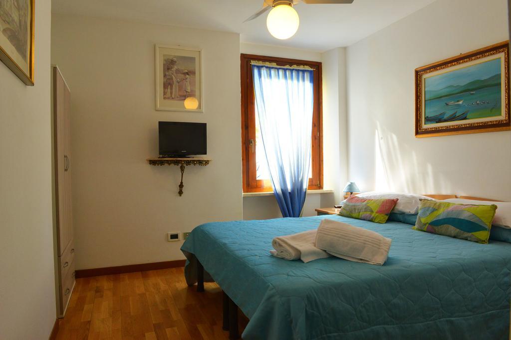 Taverna Affittacamere Gardone Riviera Bagian luar foto